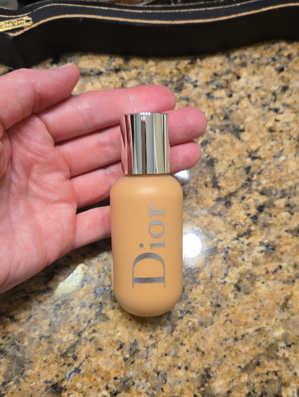 Dior Backstage 2N Foundation
